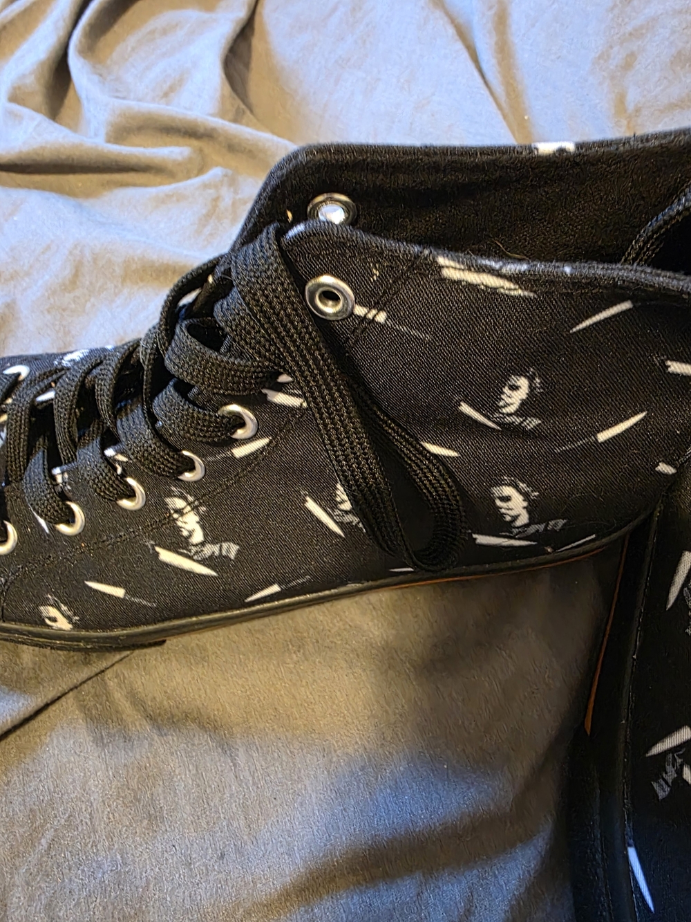 Halloween / Horror Fans ! Michael Meyers HIgh Tops *EuC